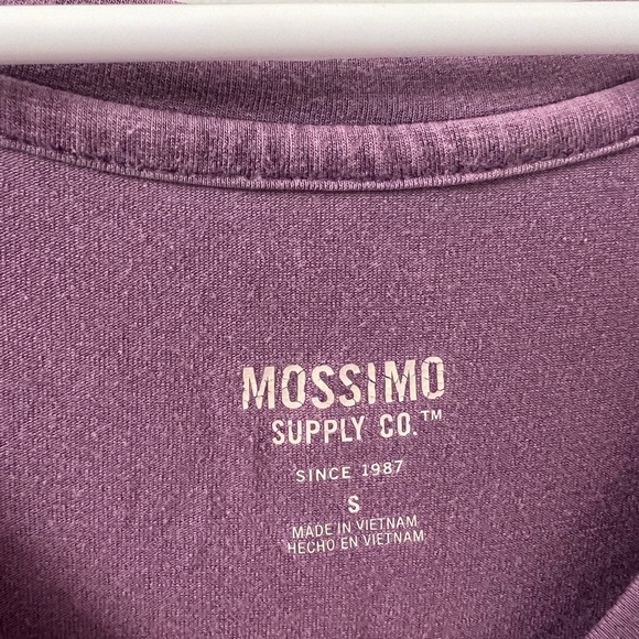 Women’s basic tee - Picture 2 of 2